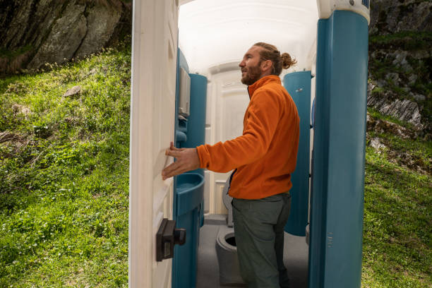 Best Porta potty rental near me  in Glen Ellyn, IL